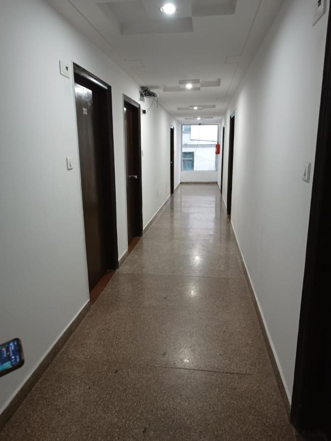 Hotel Airport Aditya Inn New Delhi Buitenkant foto
