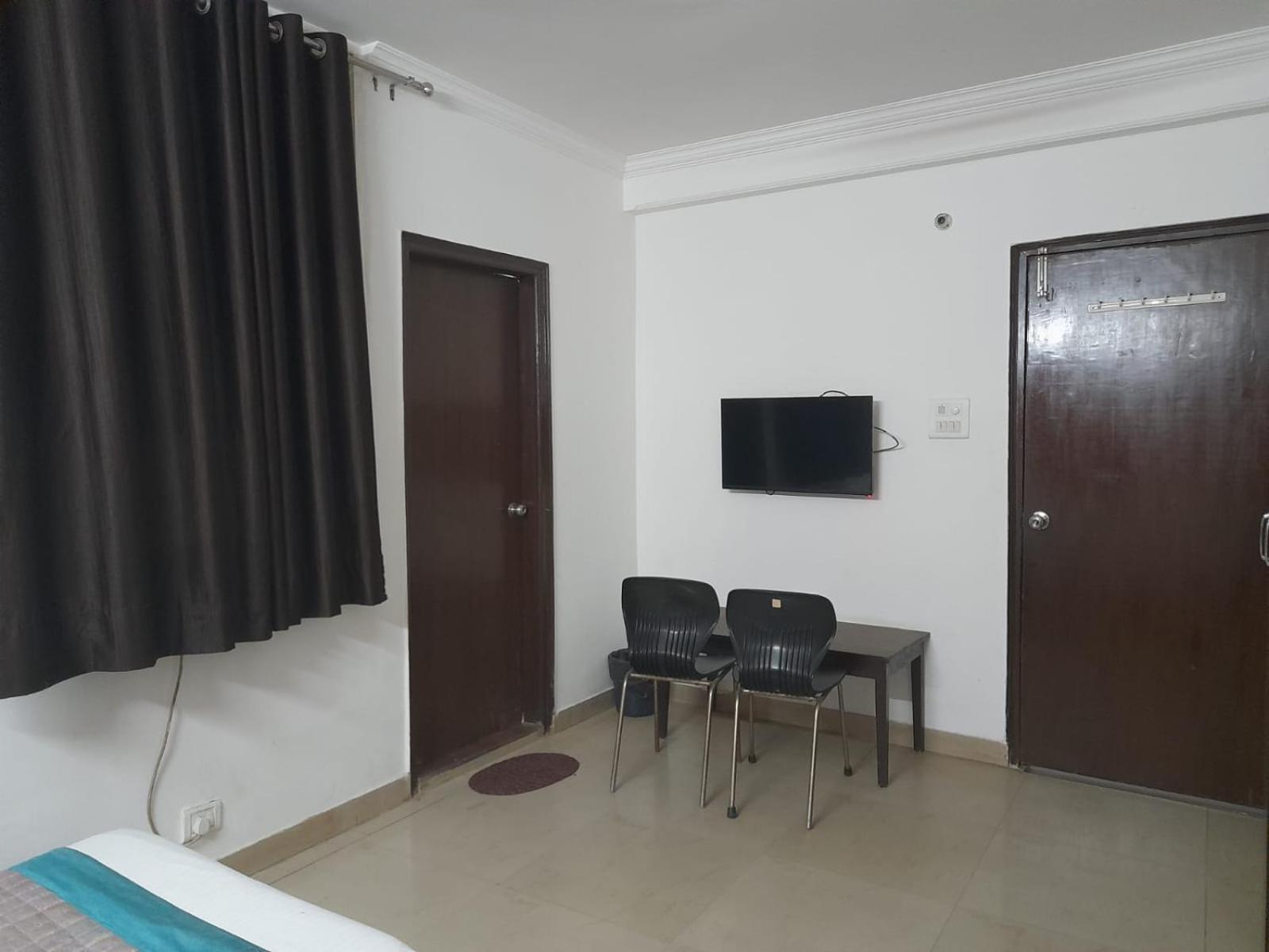 Hotel Airport Aditya Inn New Delhi Buitenkant foto